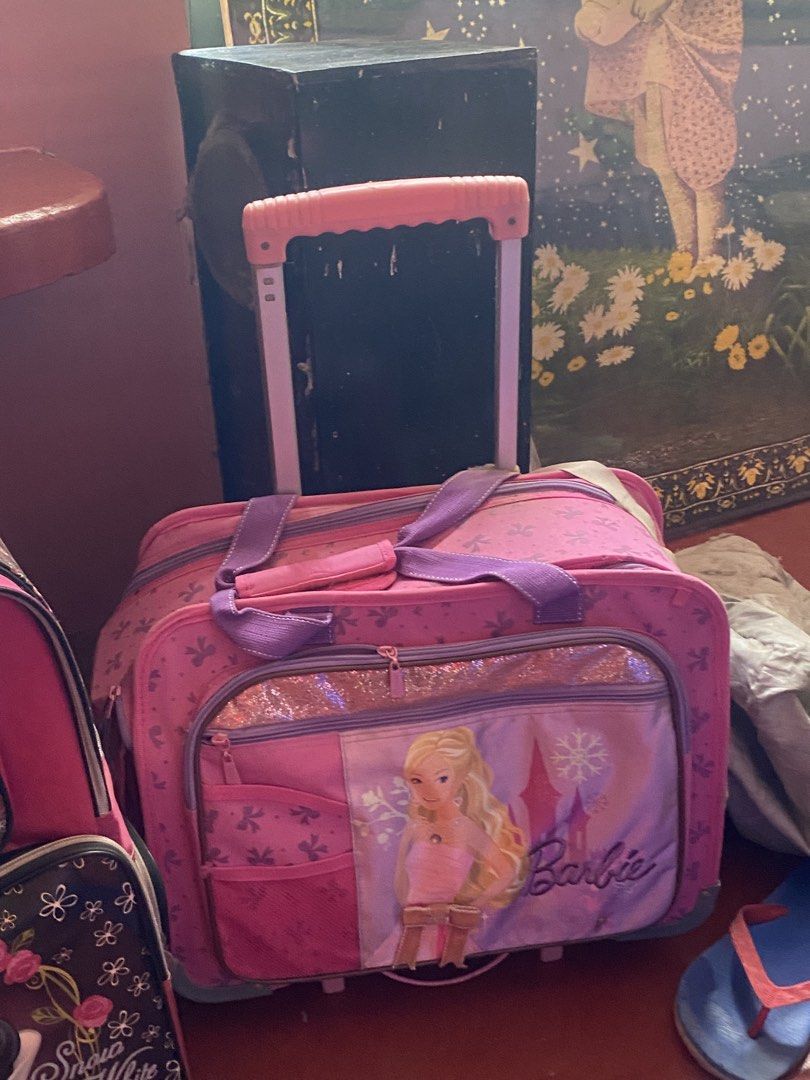 stroller bags for kids (Category: Other Kids Furniture) located in Dasmarinas. Submitted by ali._cakes (Listing ID 1470432150, Image 3). Description: - with rain coat - 1200 each if take all mod: lalamove or jnt mop: gcash 📍dasma, cavite .