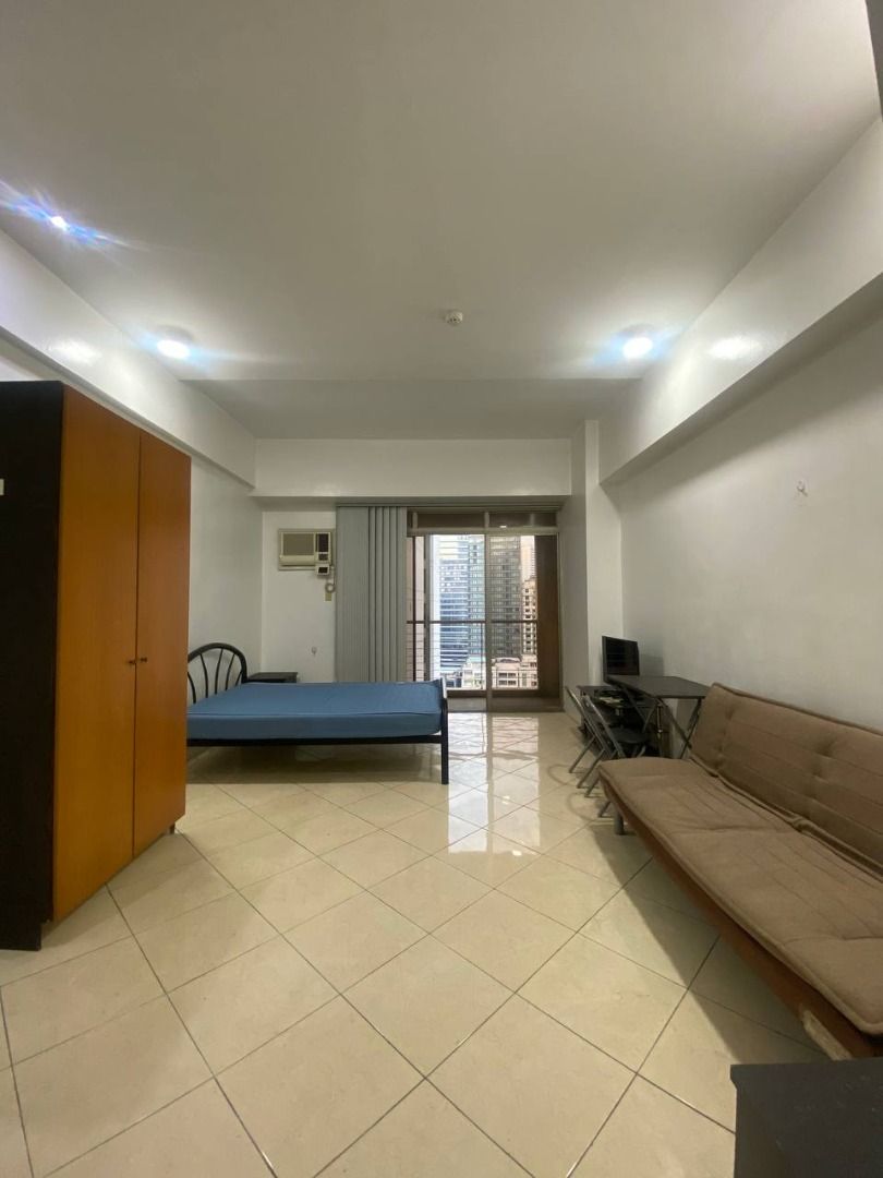 STUDIO IN PASEO PARKVIEW SUITES T1 (Category: Apartments & Condos) located in Manila. Submitted by remaxone (Listing ID 1470488675, Image 1). Description: FOR SALE: Studio in Paseo Parkview Suites T1, Makati City - 35sqm Classification: Condominium Location: Makati/salcedo Developer: Megaworld Floor Area: 35sqm Floor Level:20th Layout: Studio Unit Condition: Fully furnished Balcony: Yes Parking: No Selling Price: 5 Million Gross Call to Action: F