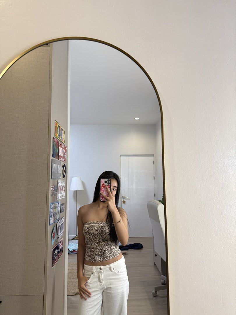 SUBDUED leopard cheetah print tube (Category: Sleeveless) located in Manila. Submitted by bella_boo (Listing ID 1470398887, Image 2). Description: need to sell by TUESDAY tags 🏷️: brandy melville subdued edikted hnm cotton on pull n bear bershka stradivarius zara.
