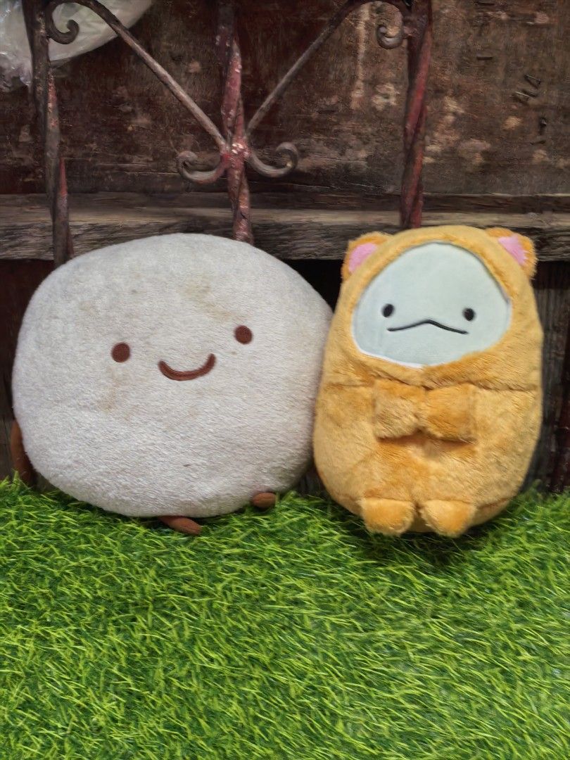 Sumikkogurashi Plush Toy Set (Category: Plushies & Soft Toys) located in Paranaque City. Submitted by furugiyafinds (Listing ID 1470447854, Image 1). Description: - Authentic Sumikkogurashi plush toy set (2 pieces) - Characters: Round white plush with tiny brown legs and yellow bear-hooded plush with a teal face - Original paper tags still attached - Made with super soft fabric - Perfect addition to any plush collection or as a gift - Condition: 
