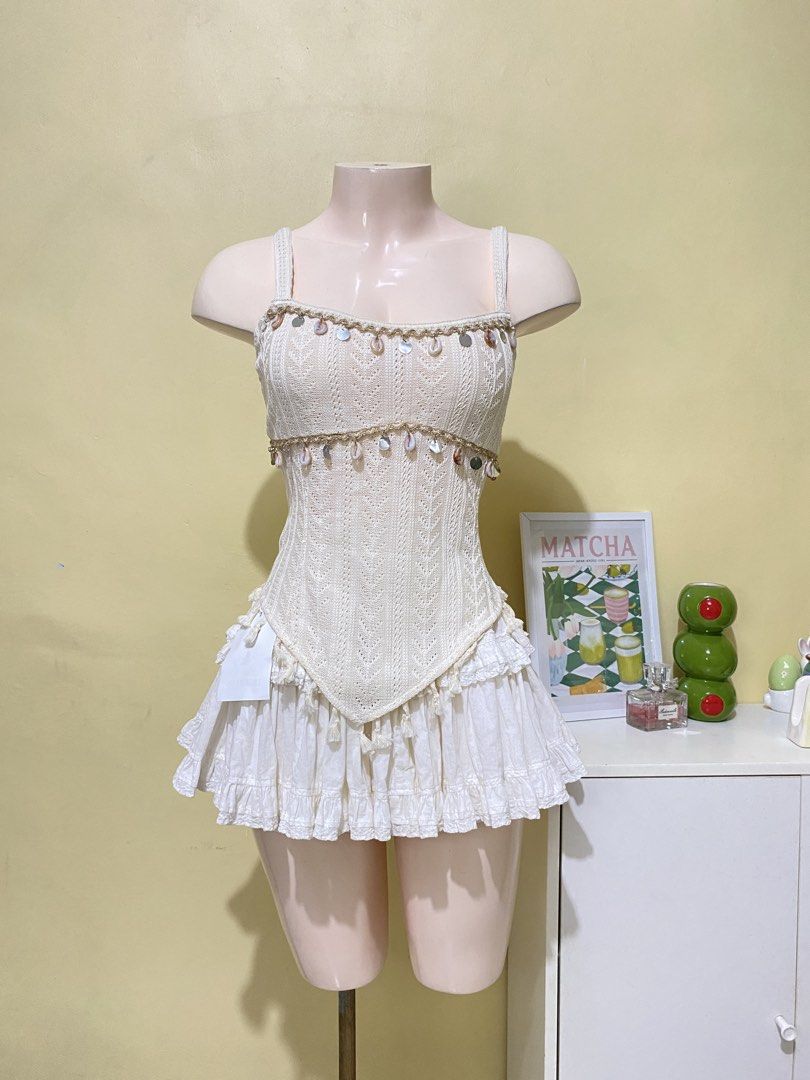 SUMMER BEACH TOP (Category: Others Tops) located in Dasmarinas. Submitted by hannah.oakph (Listing ID 1470367962, Image 1). Description: .