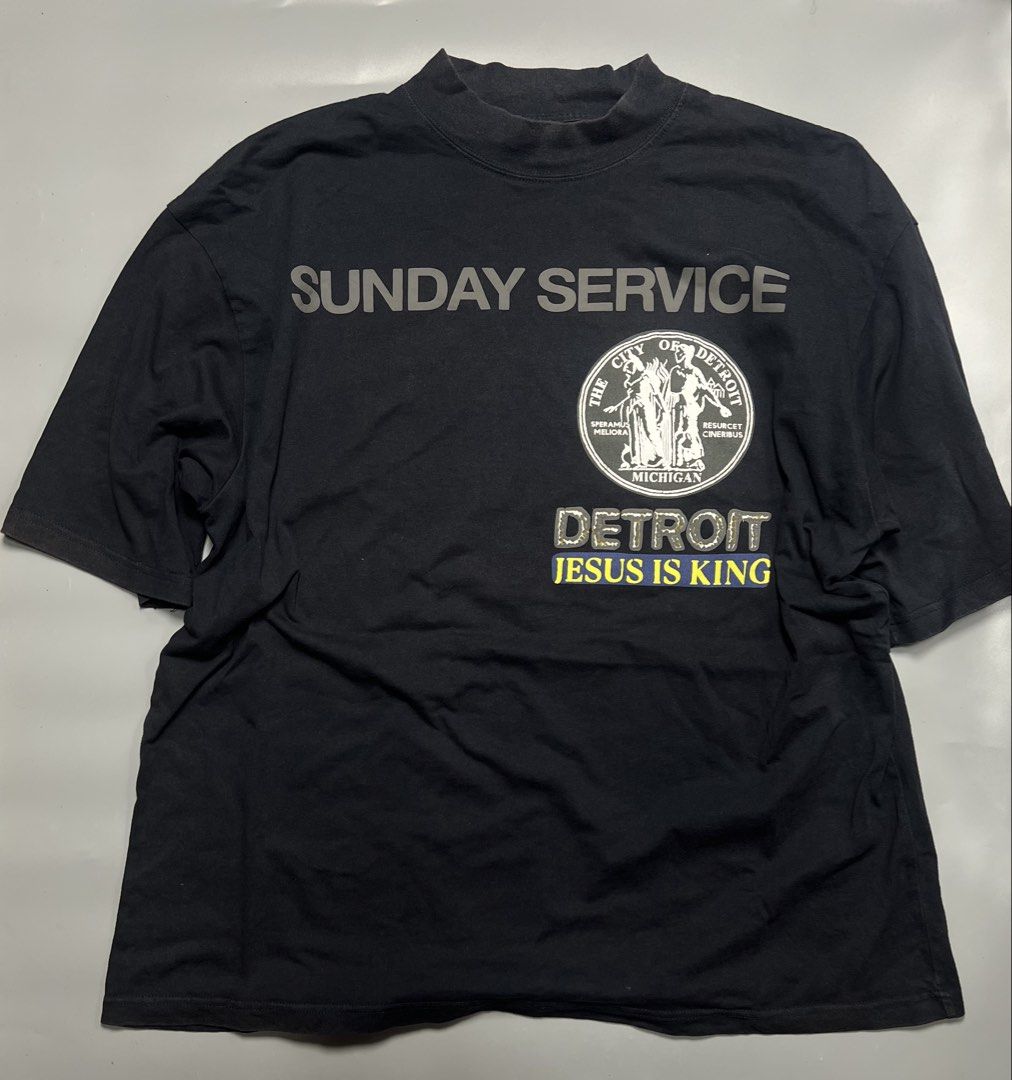 Sunday Service by:Kanye West (Category: Tshirts & Polo Shirts ) located in Ragay. Submitted by sergesalgado (Listing ID 1470513196, Image 1). Description: Kanye west Shirt Width:25 Length:30 Issue:Fade on neck/sa may sleeves See pic/cracks on Jesus is king print.