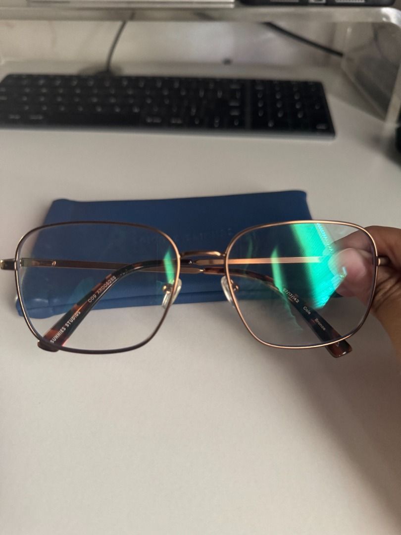 Sunnies Studios Cole Anti Rad - Bronze (Category: Sunglasses & Eyewear) located in Gabaldon. Submitted by stvibe (Listing ID 1470363173, Image 3). Description: .