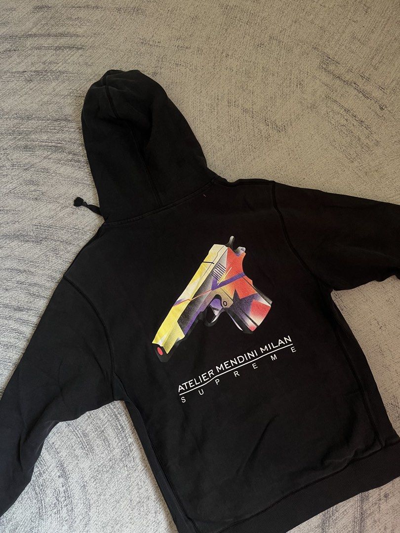 supreme hoodie (Category: Hoodies) located in Manila. Submitted by lesterrrrrr (Listing ID 1470464847, Image 3). Description: .