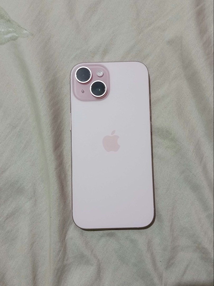FOR SWAP iphone 15 pink wifi used (Category: iPhone 15 Series) located in Bacoor. Submitted by iyazxui (Listing ID 1470358998, Image 2). Description: SWAP SA IPAD or IPHONE same value sana ! pref ipad a16 iphone 15 pink 128 gb orig all parts bypassed, wifi only 86 battery health, super kunaaaat x/a variant no issue other than bypassed pref na ipad : no home button sana + strong enough processor for genshin impact ; ) loc : bacoor, cavite ! .