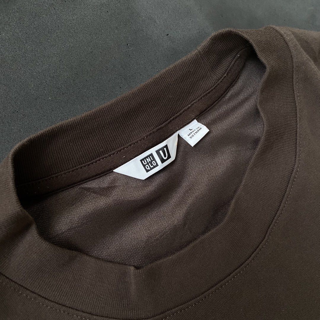Sweatshirt (Category: Coats, Jackets and Outerwear) located in Cabadbaran. Submitted by 21stera.ph (Listing ID 1470539689, Image 3). Description: 23 by 28.