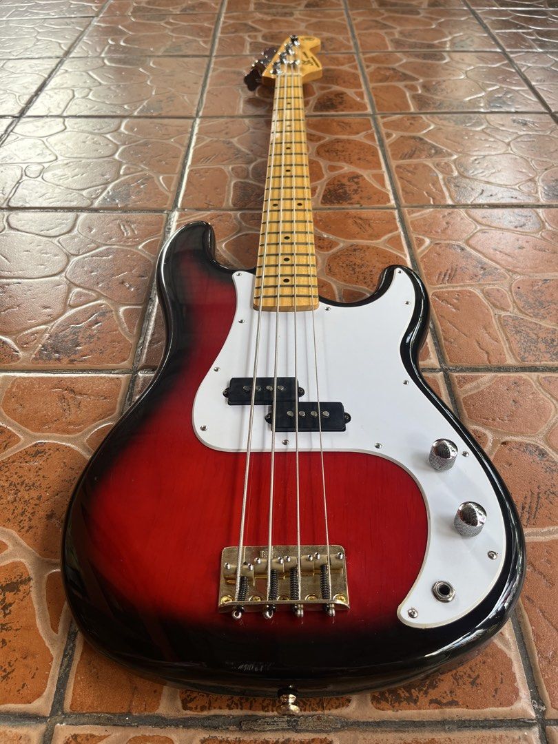 SX PRECISION BASS GUITAR (Category: Musical Instruments) located in Caloocan City. Submitted by wawakodu-61530 (Listing ID 1470467285, Image 2). Description: FOR SALE/FOR TRADE SX VTG Series Precision Bass In mint condition All stock parts Comes with free SX bag TRADE BAITS: Squier bass, Sx SWB bass, Cort bass (open din sa any offer, preferred ko rin yung may add cashh) SELLING PRICE: 8,499 pesos.