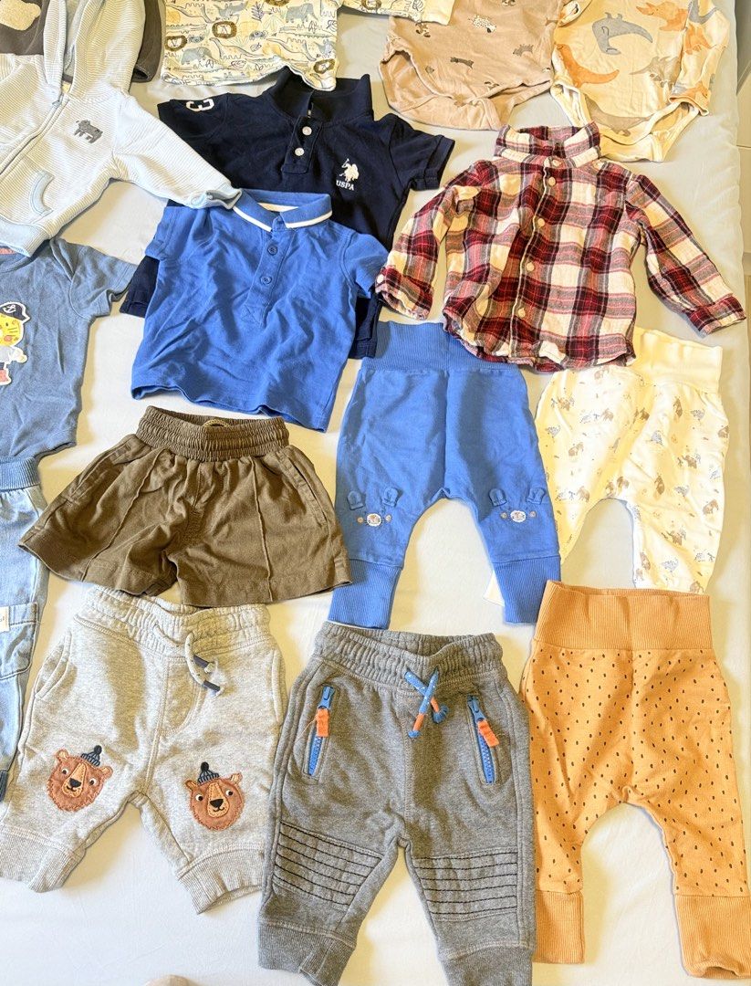 Take 3-12months clothes baby boy (Category: Babies & Kids Fashion) located in Mandaluyong City. Submitted by itsmeangela.295 (Listing ID 1470484914, Image 2). Description: All are branded Mothercare brand H&M Carters For sure buyer only Pick up .