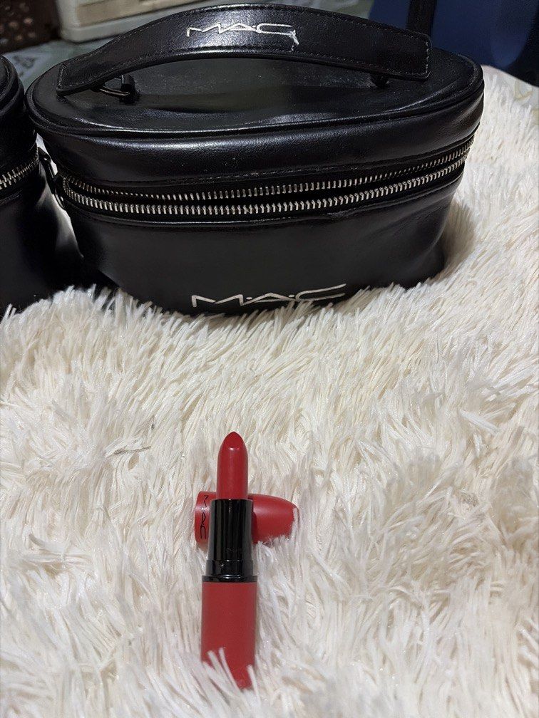 TAKE A BOW MATTE LIPSTICK (Category: Makeup) located in Pugo. Submitted by caztraine (Listing ID 1470391735, Image 1). Description: No box unused .