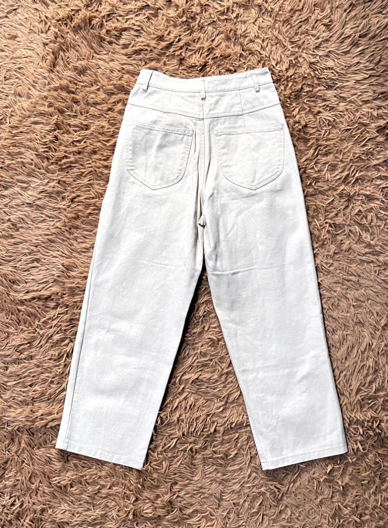 Take all brandnew pants and trouser (Category: Other Bottoms) located in Manila. Submitted by missmcn (Listing ID 1470412685, Image 2). Description: the sizes are in the photo and its from US and Philippines.