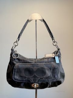 (Category: ) located in . Submitted by ravenzech (Listing ID 1470422664, Image 1). Description: .