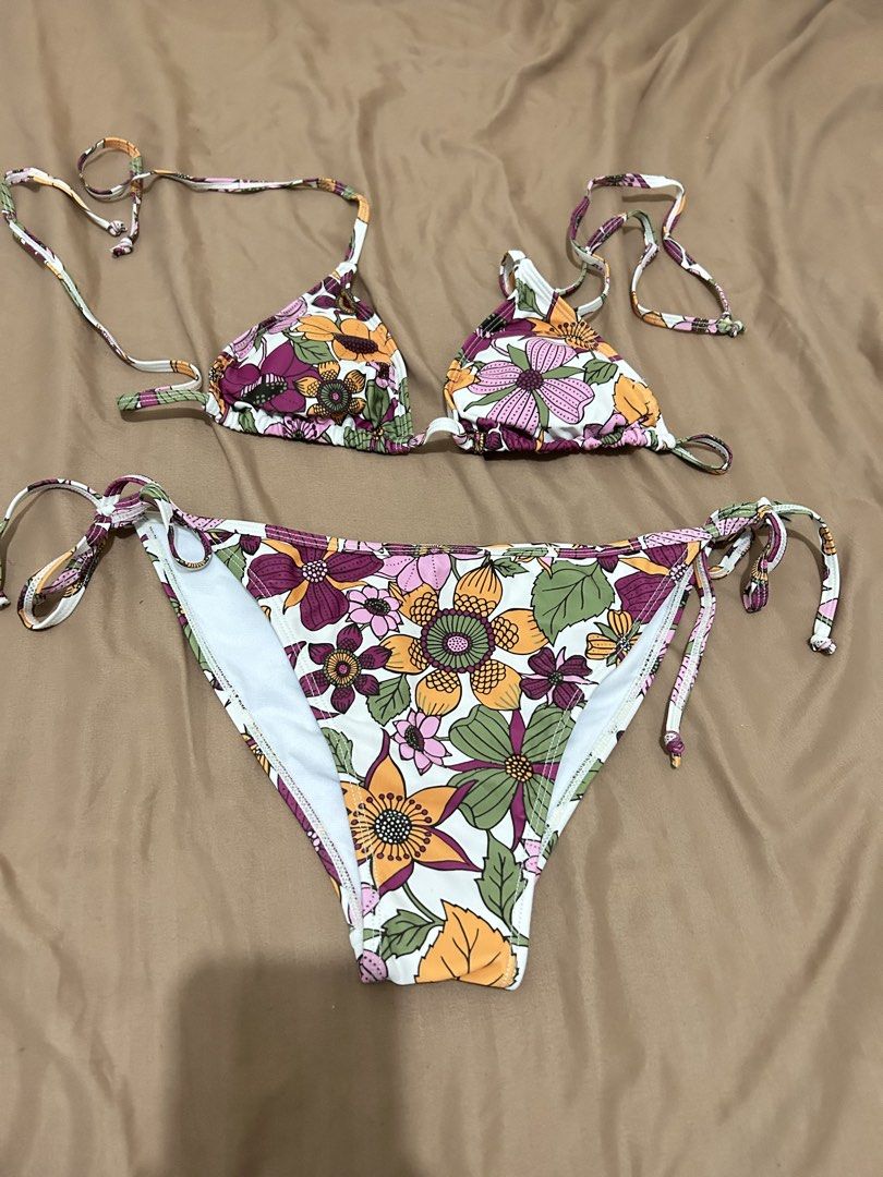 take all s-m (Category: Bikinis & Swimsuits) located in Rizal. Submitted by threegoddess (Listing ID 1470461248, Image 2). Description: all are once used.