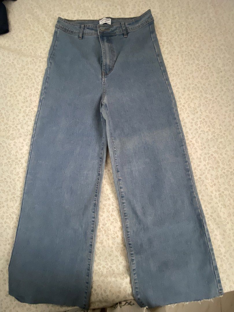 Tamnoon Wide Leg (Category: Jeans) located in Tarlac. Submitted by mikeedomingo (Listing ID 1470361062, Image 1). Description: -never used -cut tag .