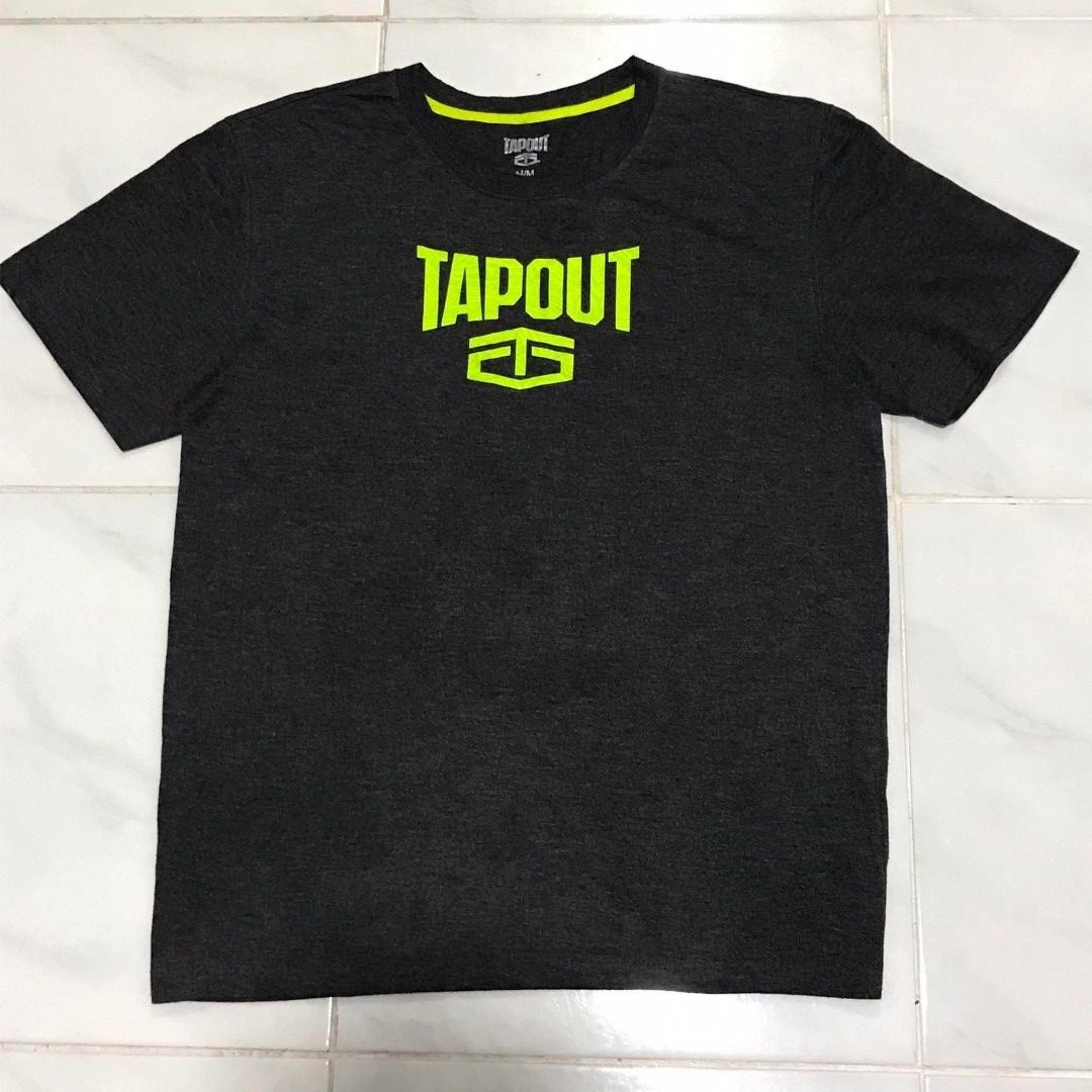 TAPOUT GRAPHIC TEE SHIRT LARGE (Category: Tshirts & Polo Shirts ) located in Cavite. Submitted by justthrift06 (Listing ID 1470363238, Image 1). Description: DIMENSION 22X29 GOOD CONDITION SHIPPING NATIONWIDE.