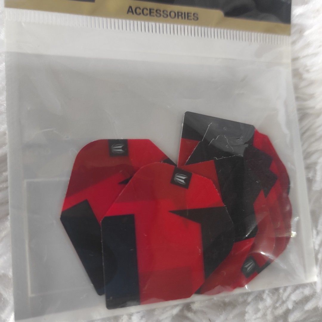 Target Tag Flights (Category: Other Sports Equipment and Supplies) located in Cainta. Submitted by fukunekojapansurplus (Listing ID 1470371901, Image 2). Description: 70php Target Tag Flights Black and red 3 sets Sealed.