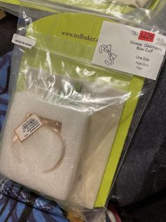 （分類：）位於 。 由 7733717 提交（商品編號 1470472279，圖片 1）。簡介： 。