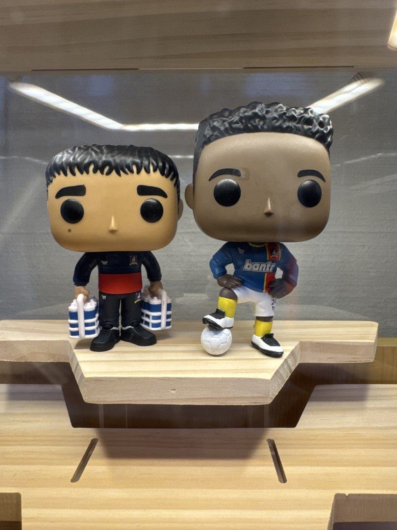 Ted Lasso Funko Pop Vinyl Figures Set, Toys & Collectibles, Figurines ...