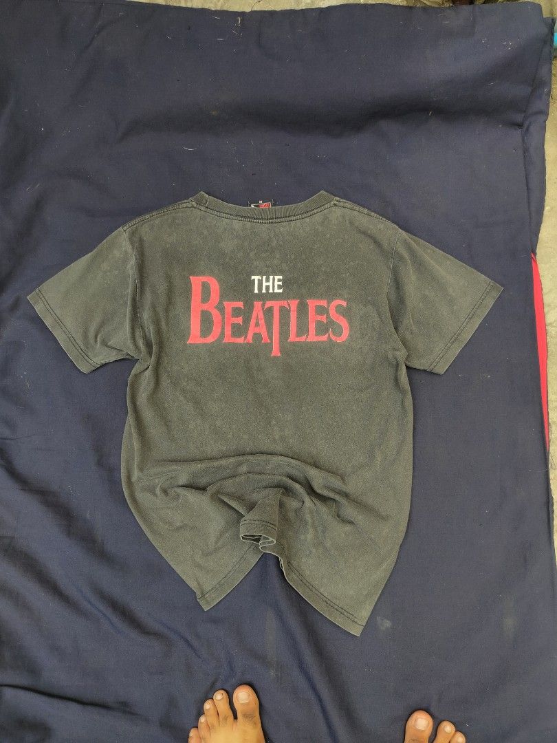 The Beatles Vintage Shirt (Category: Tshirts & Polo Shirts ) located in Manila. Submitted by montillano25396 (Listing ID 1470349990, Image 2). Description: The Beatles Vintage Shirt Dimes: 17.5 x 25 (S) Issue: Trash Condi CLAIM: 🏷️P499.