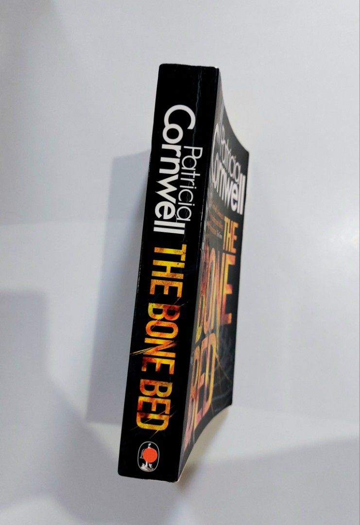 The Bone Bed by Patricia Cornwell (UK large paperback) (Category: Storybooks) located in Batangas. Submitted by solanasupersale (Listing ID 1470436265, Image 3). Description: 📚 major bookshelf clean out / clearance sale ~ — RFS: decluttering my bookshelves and switching to digital books — MOP: Gcash | fast shipping *feel free to send a message if you wish to negotiate the price :).