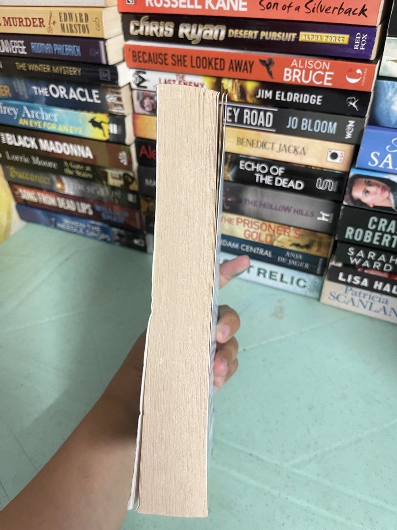 The Killer in the Cold - Alex Pine (Category: Storybooks) located in General Trias. Submitted by kwinay.28 (Listing ID 1470485146, Image 3). Description: Preloved book with spine crease Crime Fiction / Police Procedural Mystery / Whodunit Detective / Thriller Fiction.