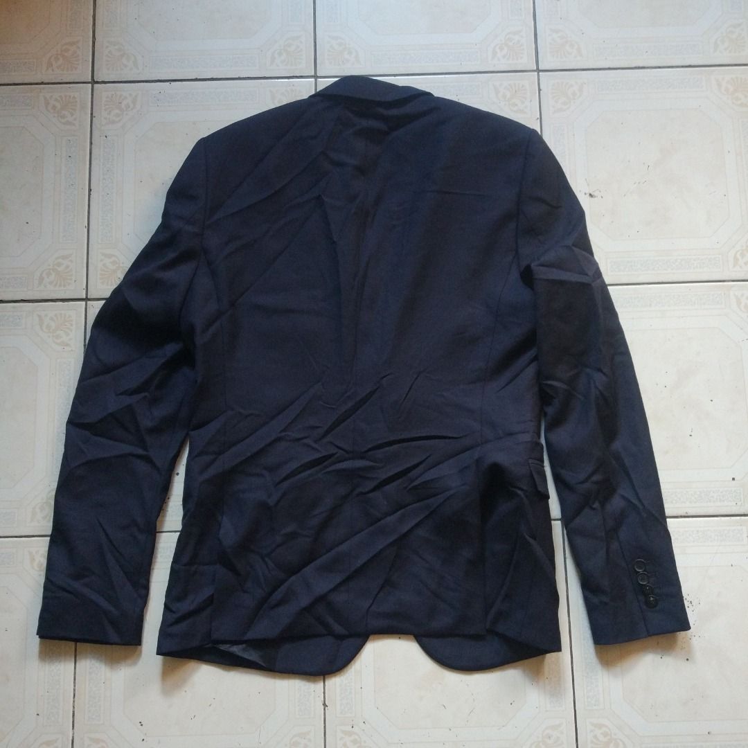 The Kooples Black Blazer 48 (Category: Coats, Jackets and Outerwear) located in Pasay City. Submitted by denimdude.ph (Listing ID 1470412669, Image 2). Description: mismatch sleeve button design. last pic.