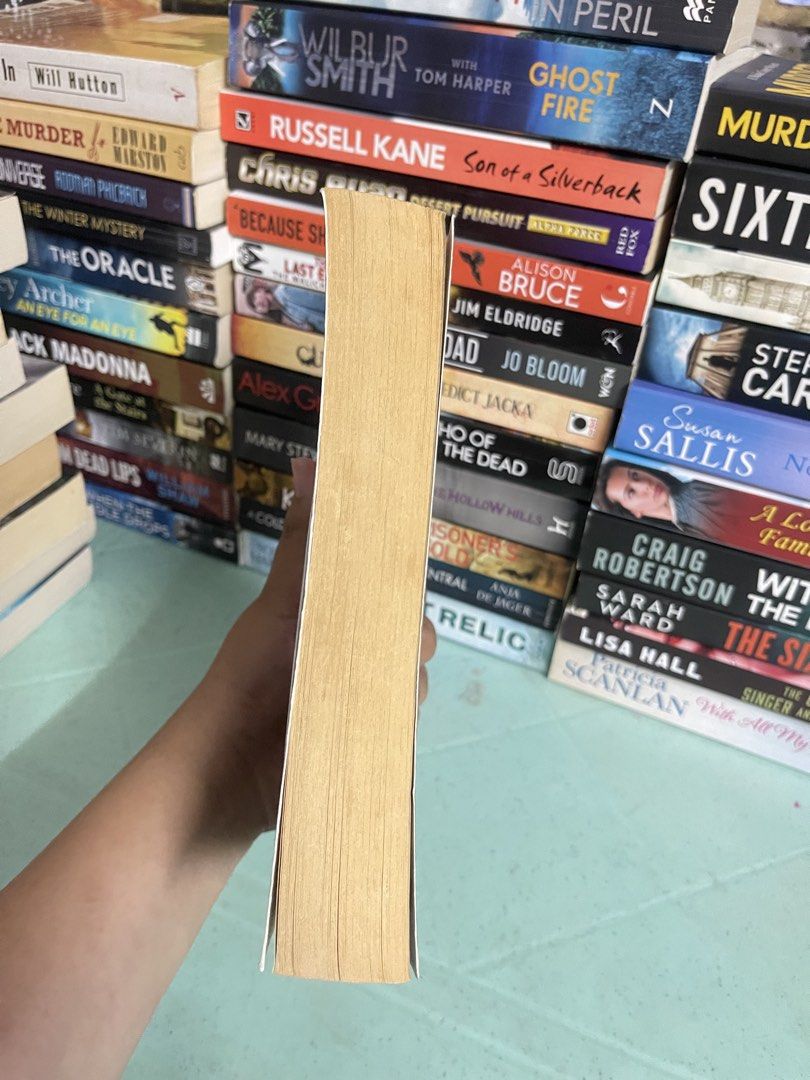 The Missing Husband - Amanda Brooke (Category: Storybooks) located in General Trias. Submitted by kwinay.28 (Listing ID 1470481615, Image 3). Description: Preloved book with spine crease and tanned edges Psychological Thriller Domestic Suspense / Drama Contemporary Fiction.