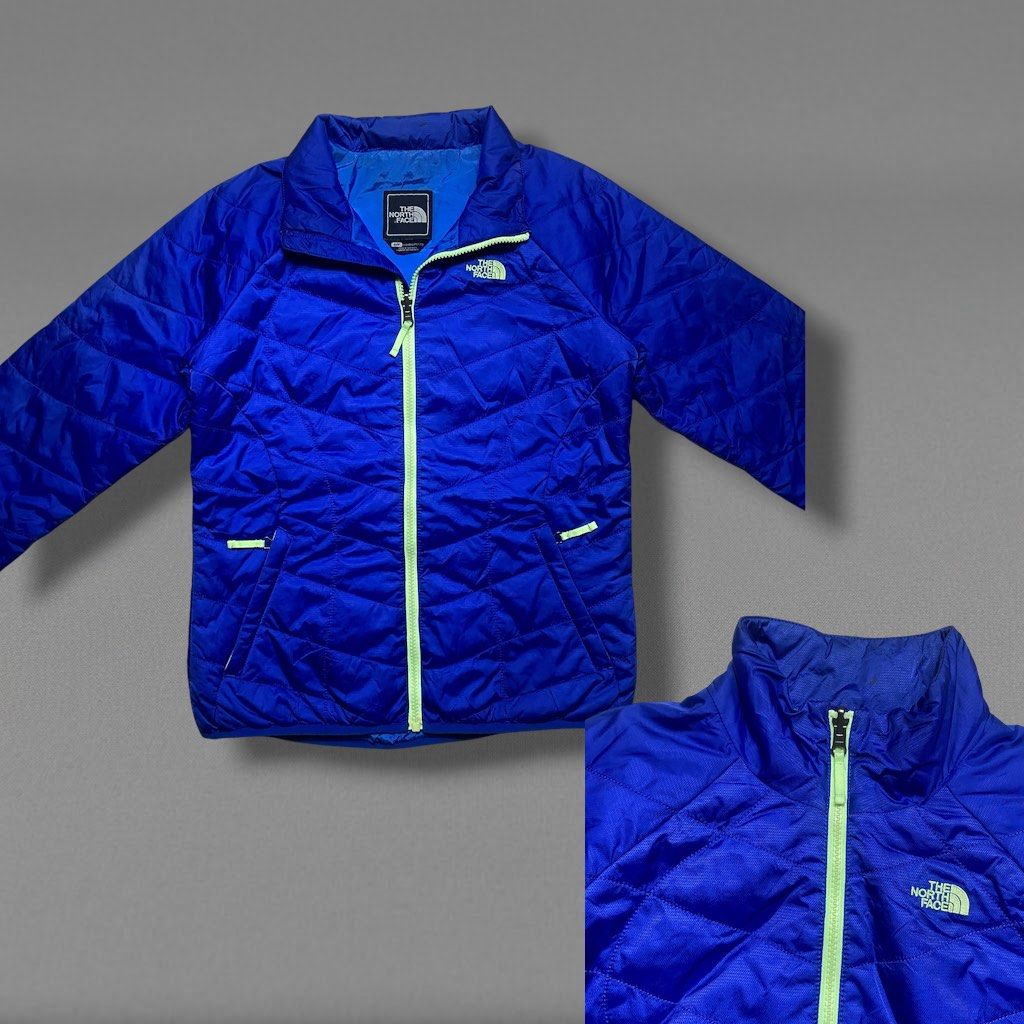 The North Face Blue Puffer Jacket Lime Green Zips (Category: Coats, Jackets and Outerwear) located in Camiling. Submitted by camthrift_2024 (Listing ID 1470367295, Image 1). Description: THE NORTH FACE WINDBREAKER (womens pwede sa mens if mapayat) S-M 19x24 COLOR RATE: 10/10 ISSUE:❌❌❌ ₱300 PEDE VC SA JNT SHIP NOW OPEN FOR TERMS UNLI VOUCH GCASH JNT CAMILING, TARLAC📌- Brand: The North Face - Color: Bright blue with contrast lime green zippers - F