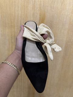 (Category: ) located in . Submitted by thriftshoesapparatus (Listing ID 1470483121, Image 1). Description: .