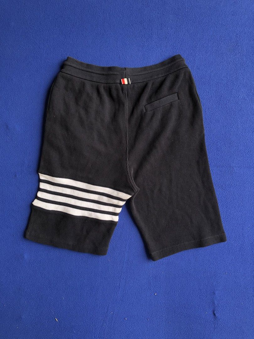 Thom Browne Shorts (Category: Luxury Apparel) located in Sipalay. Submitted by lptulak (Listing ID 1470508857, Image 2). Description: Thom Browne Shorts W-30-32 L-21 Excellent condition No issues 650 only.