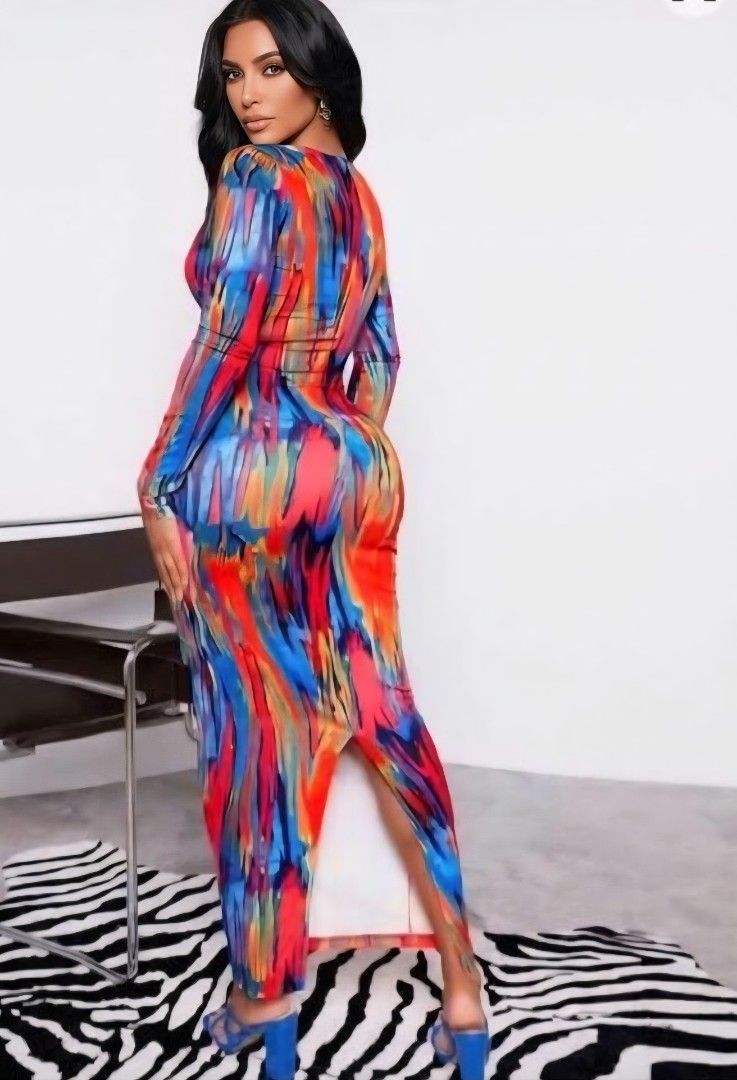 Tie Dye Design BodyCon Dress (Category: Dresses) located in Cebu City. Submitted by cebushopforless (Listing ID 1470368063, Image 2). Description: in great condition bodycon dress size small. bit it fits small-large fabric is super stretchable..