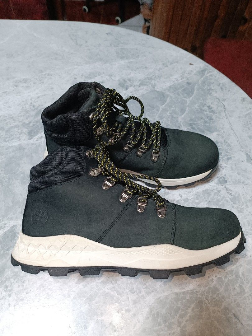Timberland Brooklyn Hiker Chukka Boots (Category: Boots) located in Baguio. Submitted by thesneakerrush_2600 (Listing ID 1470394388, Image 1). Description: Timberland Brooklyn Hiker Chukka Boots size 8.5 men's size 42 euro 26.5cm 2,800php.