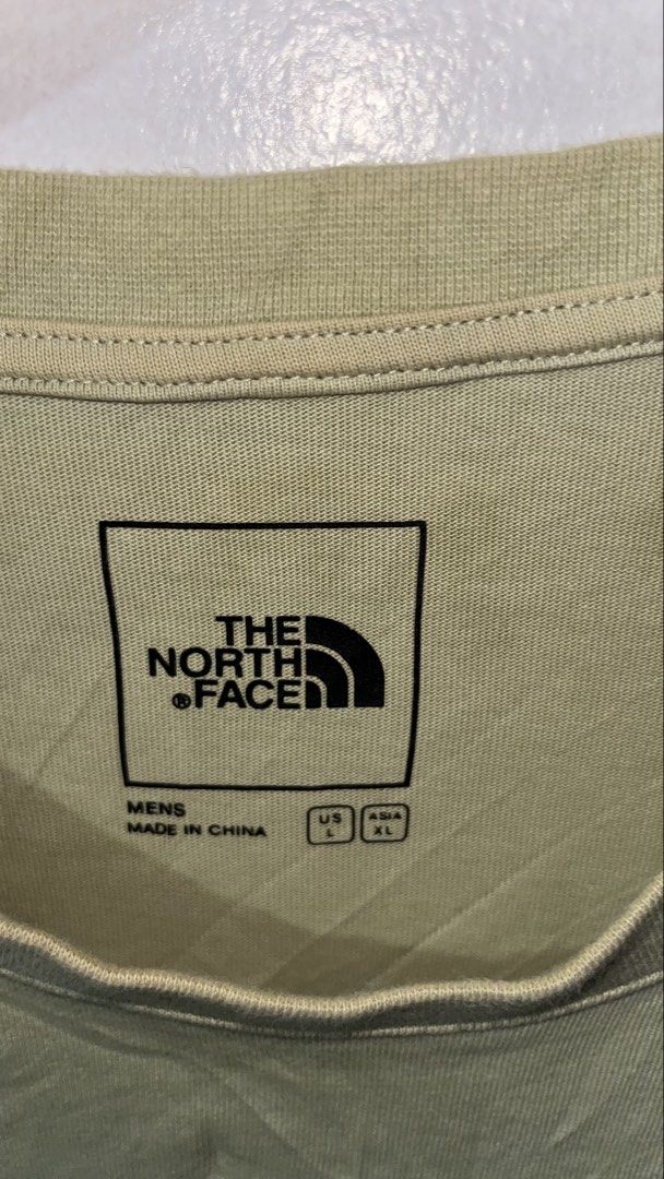 tnf (Category: Activewear) located in Marawi City. Submitted by fixation_05 (Listing ID 1470441844, Image 3). Description: size large xl asia 22.5/28 excellent.