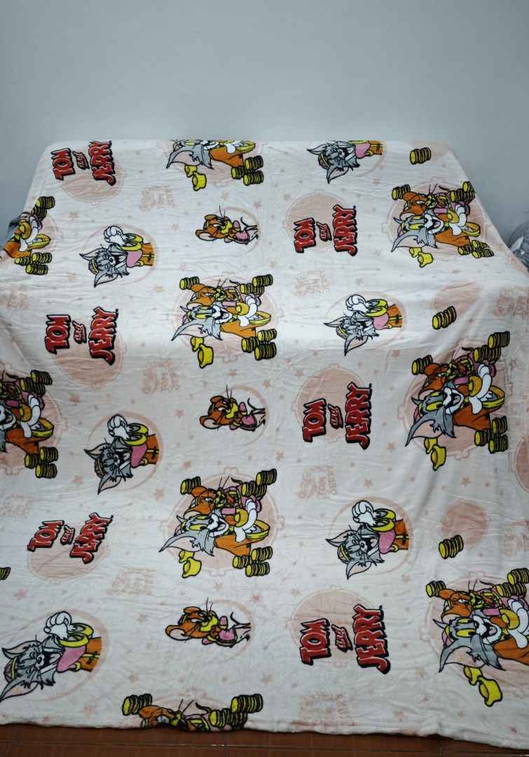 Tom & Jerry Fur Fleece Blanket - Full Double (Category: Bedding & Towels) located in Mariveles. Submitted by hl.reyrfinds (Listing ID 1470495293, Image 1). Description: 🍀☘️🍀☘️🍀 Fur Fleece Blanket Soft, Midweight, Glossy Pay First. MOD: JnT.