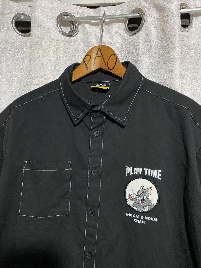 Tom and Jerry Button Down shirt (Category: Tshirts & Polo Shirts ) located in Davao. Submitted by VapenDrip (Listing ID 1470465125, Image 3). Description: Tom and Jerry Button Down shirt Medium oversized 28x23.5 Very good condition Need wash 280+sf.