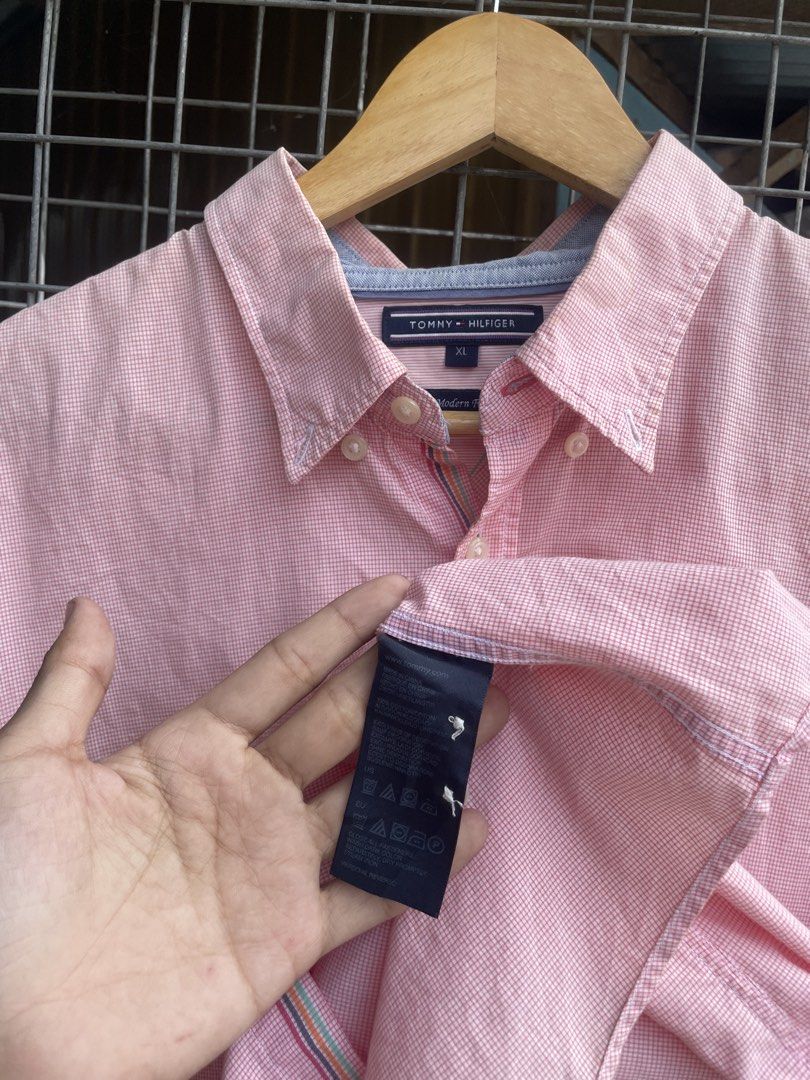 TOMMY HILDIGER (Category: Announcements) located in Magsaysay. Submitted by thrifters_thrith67 (Listing ID 1470377777, Image 2). Description: 25/30 Size XL.