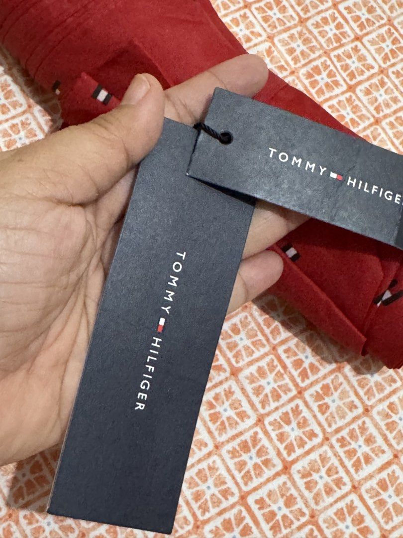 Tommy Hilfiger Automatic Umbrella (Category: Announcements) located in Quezon City. Submitted by branded_jo (Listing ID 1470455702, Image 3). Description: Original Tommy Hilfiger Automatic Umbrella Color Red Brand new Bought in Canada Lalomove Ready.