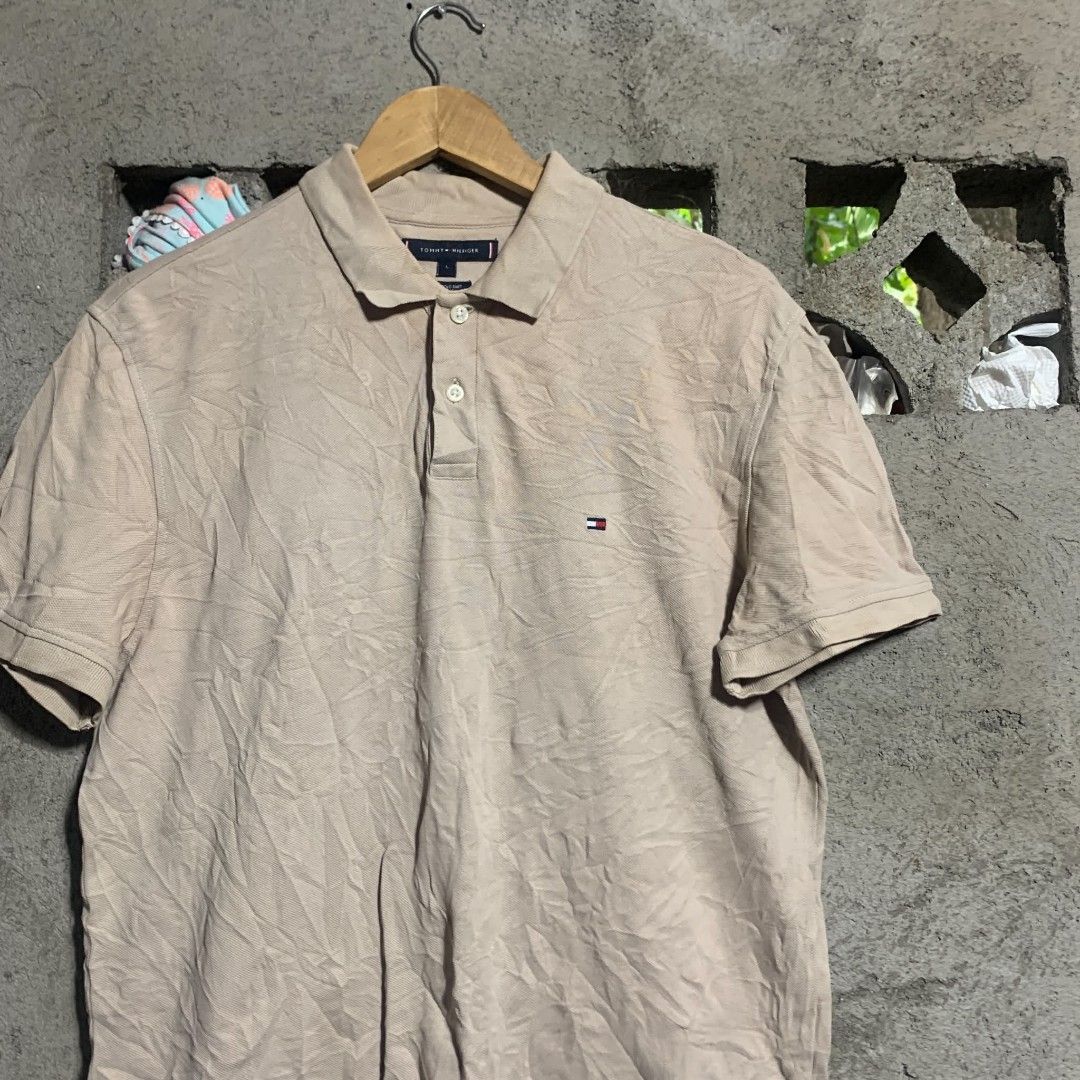 TOMMY HILFIGER POLO SHIRT BROWN (Category: Tshirts & Polo Shirts ) located in Cagayan de Oro. Submitted by prieyaazenia_30 (Listing ID 1470449018, Image 2). Description: TOMMY HILFIGER BROWN GOODASNEW 20/27 10/10COLORATE SUPER GANDA PO NO ISSUE.