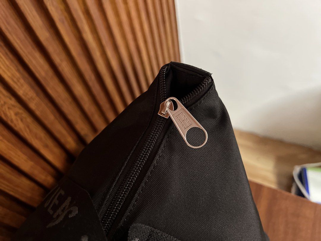 Tommy Jeans Tote Bag (Category: Tote Bags) located in Cabanatuan. Submitted by hellorhea (Listing ID 1470434110, Image 3). Description: Brand new Tommy Jeans Tote bag/travel bag.