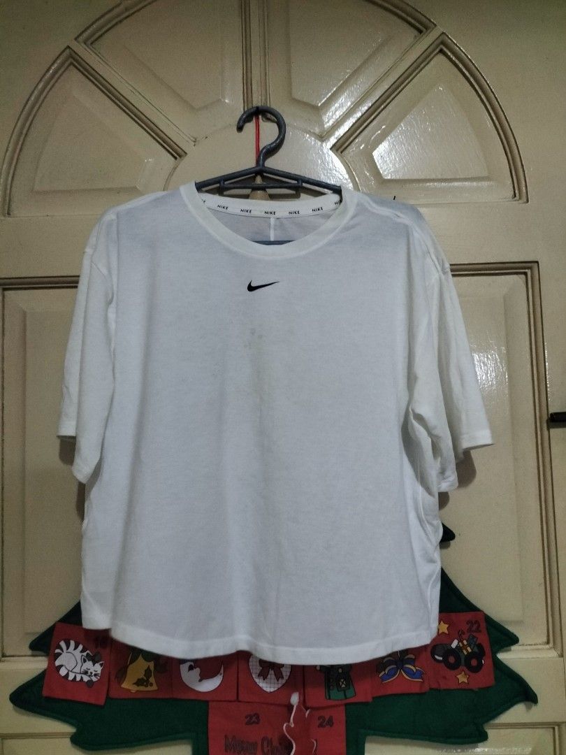 Top@skort (Category: Activewear) located in Manila. Submitted by patriciab12636 (Listing ID 1470528462, Image 2). Description: alo@nike.