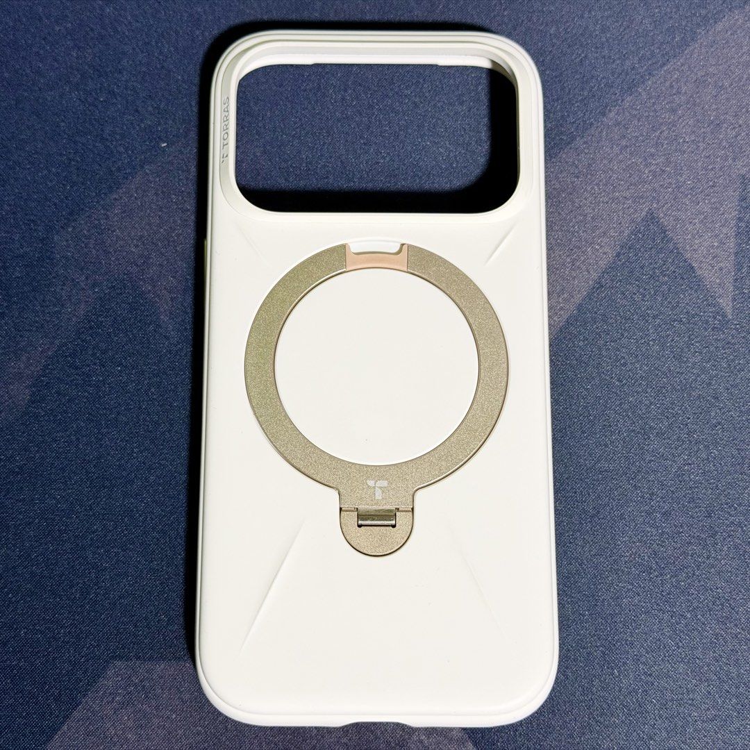 Torras Silicone Case - White for iPhone 17 Pro/ iPhone 18 pro (Category: Cases & Sleeves) located in Pasig City. Submitted by engrbii (Listing ID 1470469363, Image 2). Description: FS case for iPhone 17/18 pro (NOT MAX) Torras Silicone Case - White for iPhone 17 Pro/ iPhone 18 pro (NOT MAX) Used like new. No dents/ scratches ACTUAL PHOTOS POSTED. LAST PRICE POSTED ! Shipping will be shouldered by the buyer (grab/lalamove/angkas).