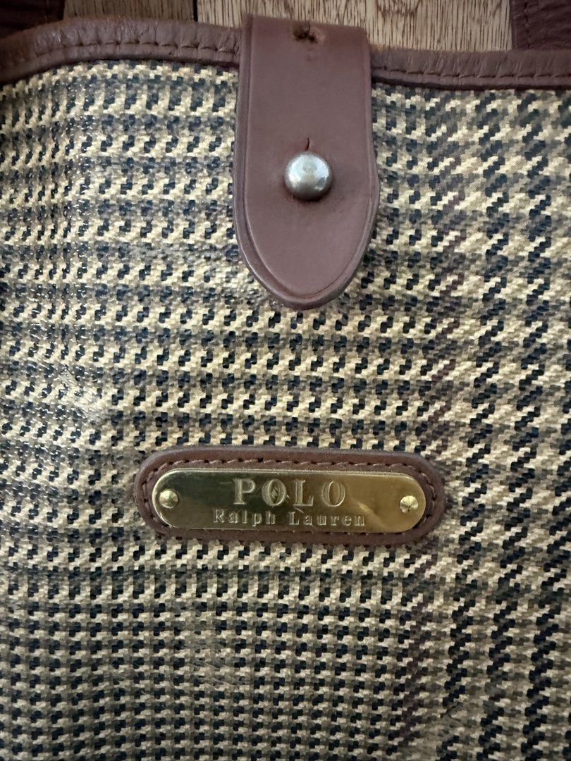 Tote vintage RL bag (Category: Luxury Bags & Wallets) located in Maramag. Submitted by thriftshoesapparatus (Listing ID 1470484330, Image 2). Description: .