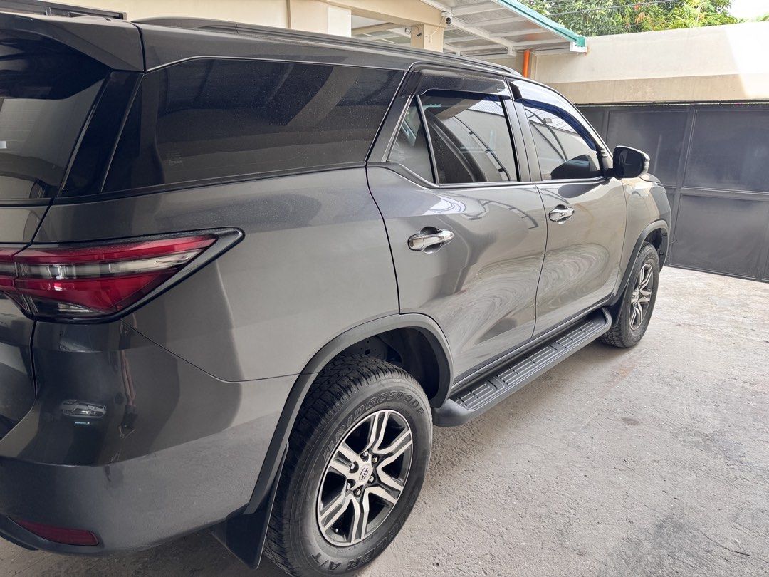 Toyota Fortuner V Variant Auto (Category: Used Cars) located in Marikina City. Submitted by jeyps89 (Listing ID 1470366727, Image 1). Description: 1st Owned 2021 Toyota Fortuner V Variant with milage of 37K Km Price is negotiable .