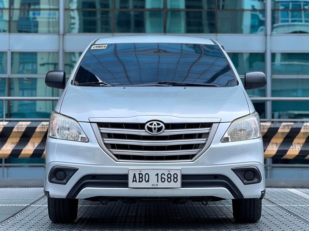 Toyota Innova (Category: Used Cars) located in Makati City. Submitted by maby_latido05 (Listing ID 1470428282, Image 1). Description: New unit 2015 Toyota Innova 2.5E Automatic Diesel Promo: 183K ALL IN DP‼️🔥 Php 618,000 only! Cash, financing & trade-in Cashout: 183K all in dp 3yrs - 19,696 2yrs - 27,260 *Subject for approval* First owned Well maintained 80k kms only Keyless entry Dual Aircon 2.5 D4D Engine 7 seaters Fresh interior Central locki