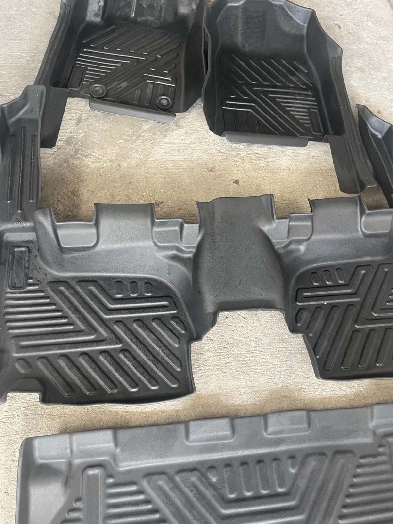 TOYOTA RUSH DEEP DISH MATTING (Category: Body Parts and Accessories) located in Cavite. Submitted by joshua_casalme (Listing ID 1470387758, Image 2). Description: 5D deep dish car matting is a multi-layered, custom-molded floor liner designed to give vehicles maximum floor protection and a premium interior finish. Unlike traditional flat floor mats, it features high, raised walls (“deep dish” basin) and full-wall coverage to contain spills, mud, 