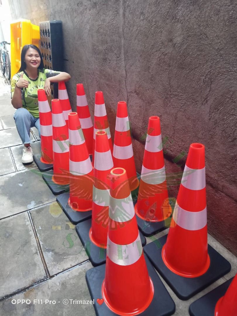 traffic cone 28 inches (Category: Looking For) located in Quezon City. Submitted by irishbayaban20 (Listing ID 1470425320, Image 2). Description: ✅ Guaranteed lowest price ✅ Quality products ✅ 100% LEGIT TRUSTED SUPPLIER! ✅ With Complete Legal Documents ✅ BIR Registered We Supply All Kinds Of PPE Supplies, Raincoat, Hard Hat, Cooler Box, Plastic Trash Bin, Road Barriers, Kayak Boats, Crystal Kayak, Traffic Cone, T-Bollards & All Kinds Of Safety S