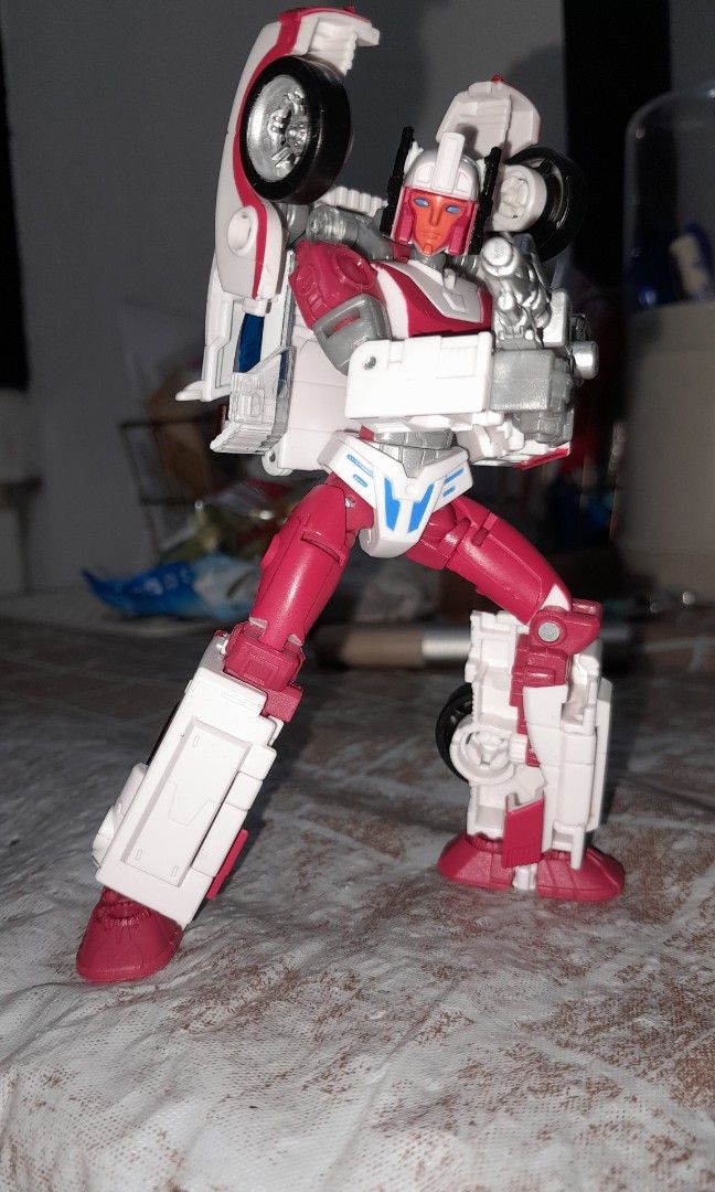 Transformers Legacy Minerva (READ THE DESCRIPTION) (Category: Action & Battle Toys) located in Las Pinas. Submitted by enwr4thcr1ms0n (Listing ID 1470380957, Image 2). Description: -no box -missing one accessory(originally had 2) -added silver paint on the rims and the gun -the lightbar is glued on -minor paintchips -ankle joints are loose, everything else is in good condition -shipping fee is shouldered by the buyer -GCash Payment.