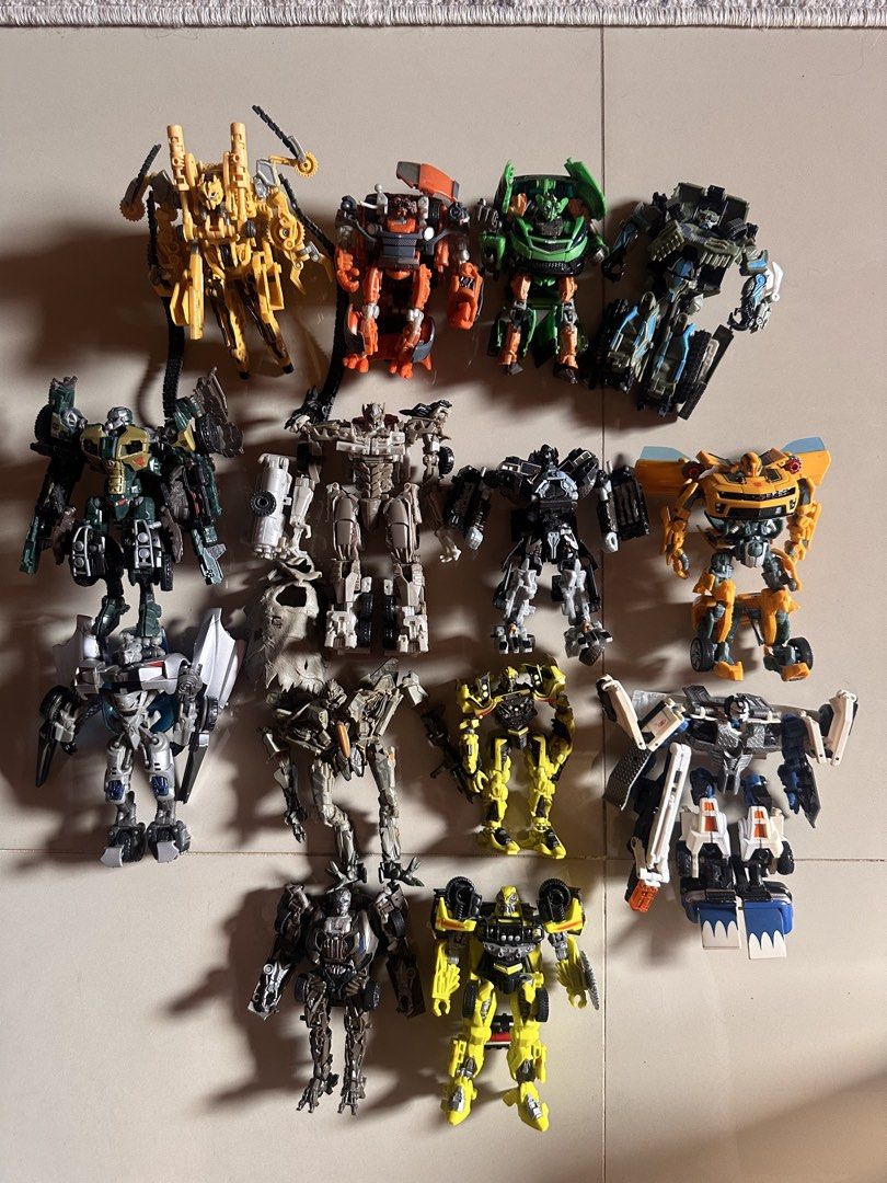 TRANSFORMERS MOVIE FIGURES (Category: Action & Battle Toys) located in Pasig City. Submitted by thefortressph (Listing ID 1470475340, Image 1). Description: MOVIE TRANSFORMERS FIGURES FOR SALE! * All items are sold as-is. * No boxes included. * All figures are generally in good condition, but some may have loose joints. * Please inquire about the specific figure you’re interested in so I can inform you of any issues or defects. Items: * Mudflap: 