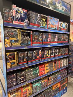 Takaratomy Transformers Soundwave action figure Decepticon Studio ...