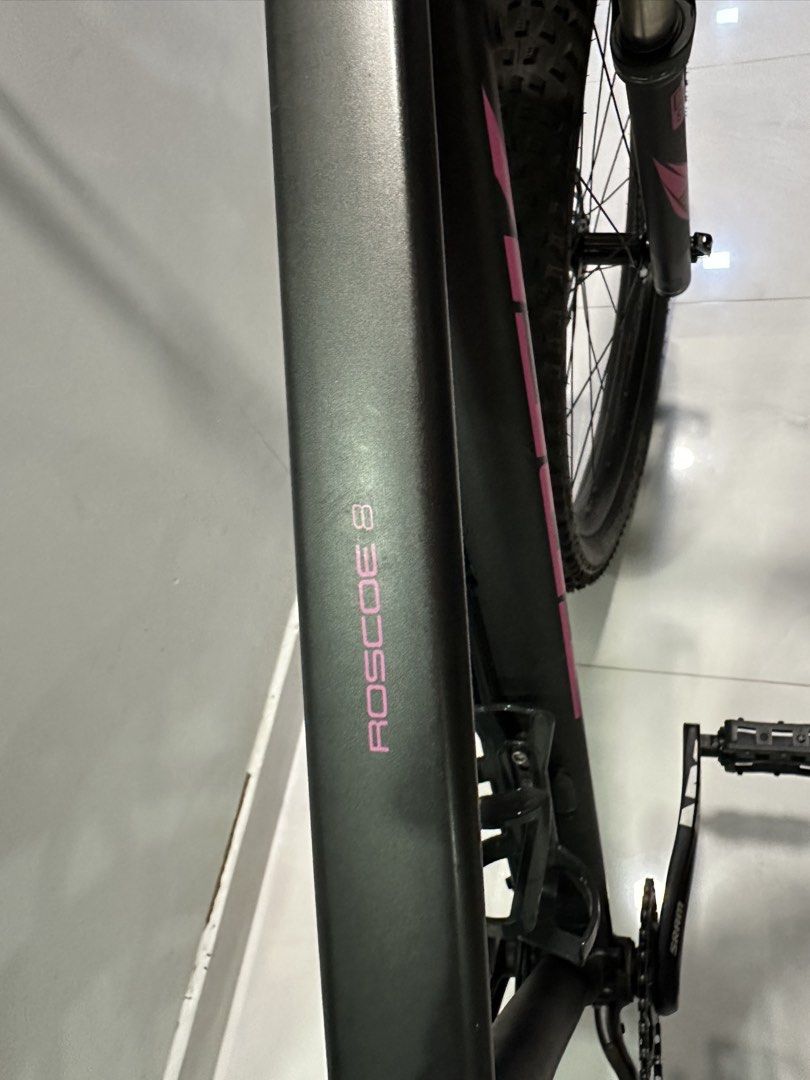 Trek Rosco 8 Mountain Bike, Sports Equipment, Bicycles & Parts ...