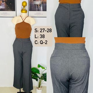 (Category: ) located in . Submitted by bengirlclothing (Listing ID 1470489129, Image 1). Description: .
